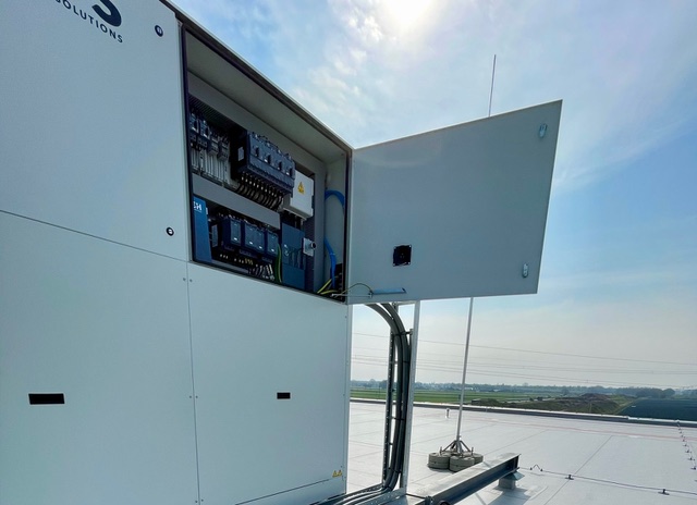 Regelkast van een LHE warmtepomp